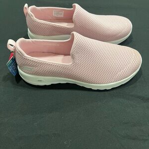 Skechers Women's Light Pink Slip-On Sneakers